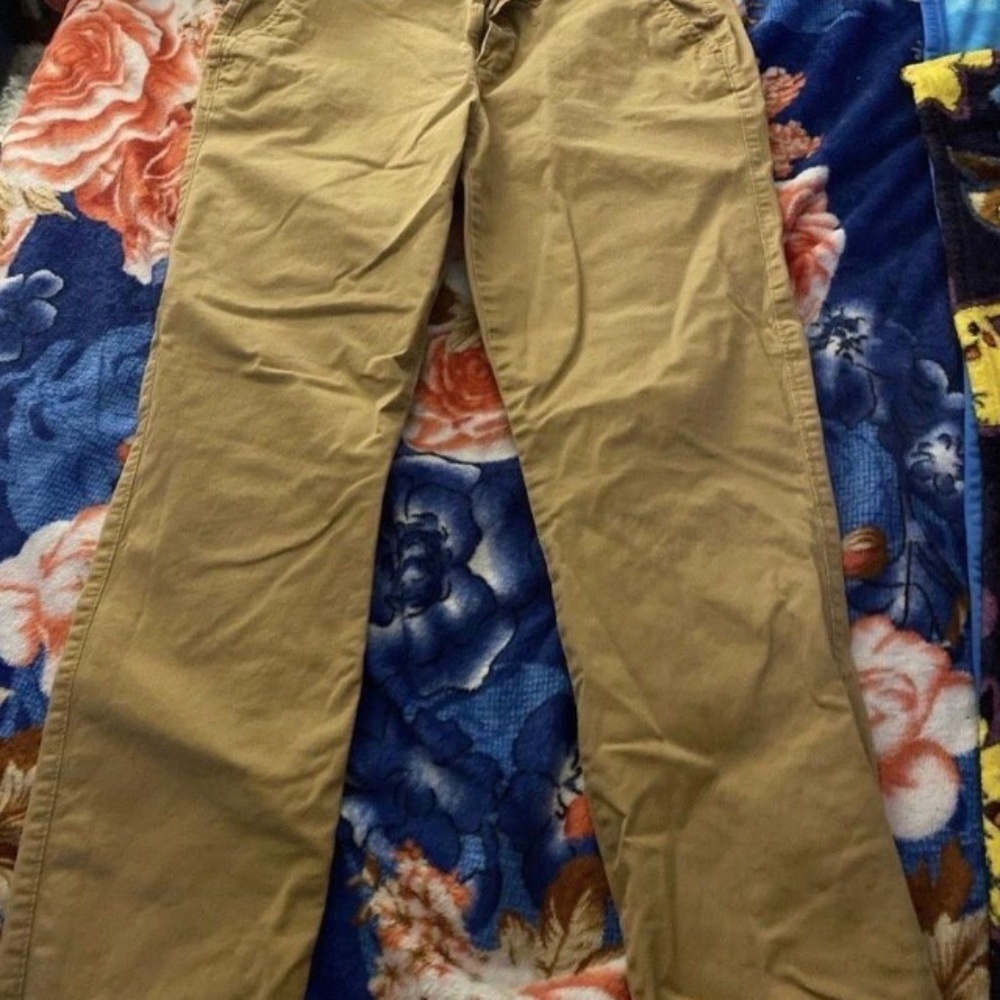 Khaki pants